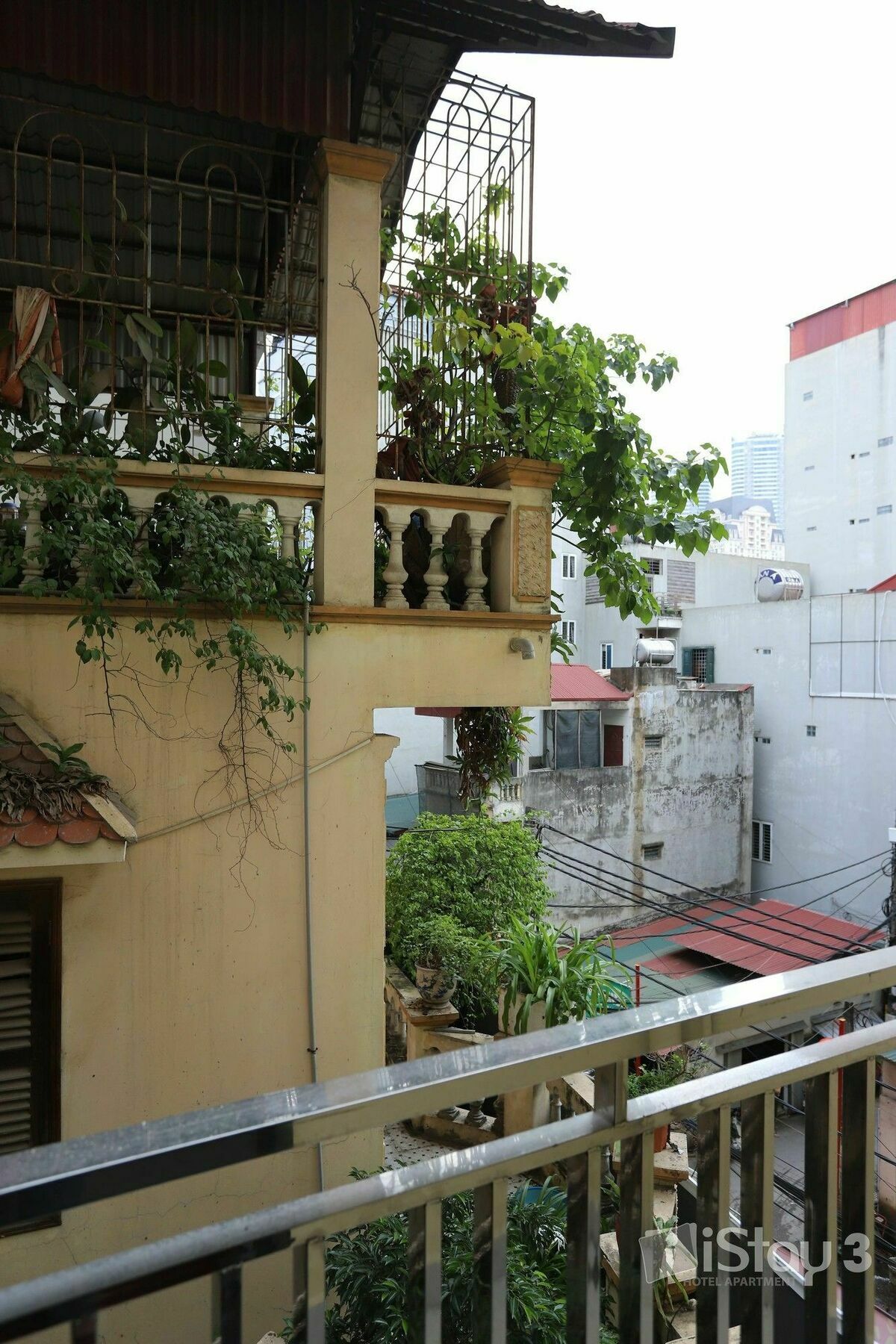 Istay Hotel Apartment 3 Hanoi Exterior photo